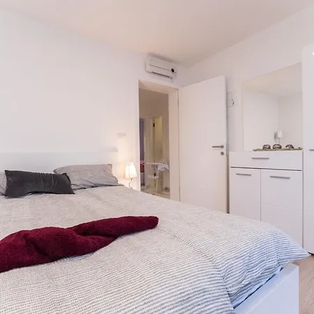 Losacker By Interhome Vir
